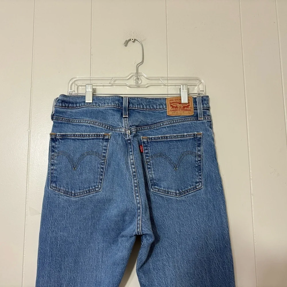 Levi’s 501 Original High Rise Straight Leg Distressed Jeans Women’s Size 30